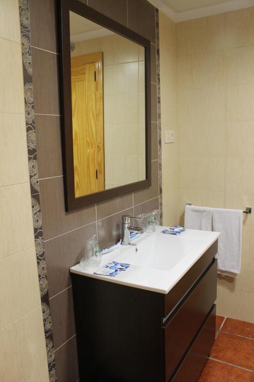 Hotel Valle Del Jerte Los Arenales Pokoj fotografie